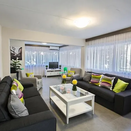 וילה One Bedroom 1325 *