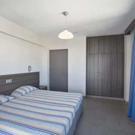 One Bedroom 1325 别墅